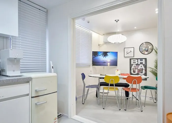 #mangwon Market#han River Park#mangnidan-gil#10 Minutes To Hongdae#4 Queen Beds Appartement *