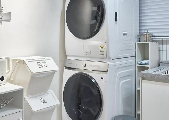 #mangwon Market#han River Park#mangnidan-gil#10 Minutes To Hongdae#4 Queen Beds Appartement