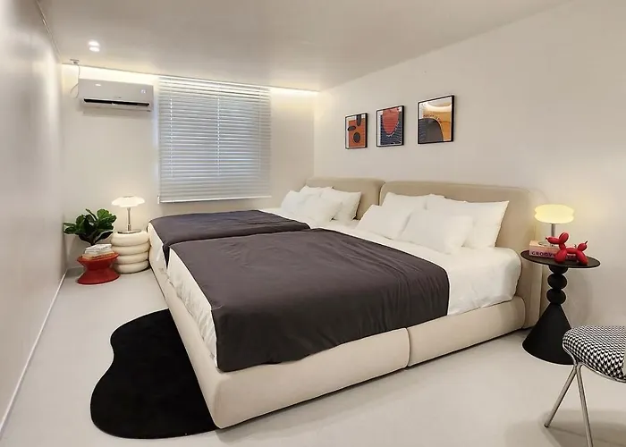 Appartement #mangwon Market#han River Park#mangnidan-gil#10 Minutes To Hongdae#4 Queen Beds Seoel